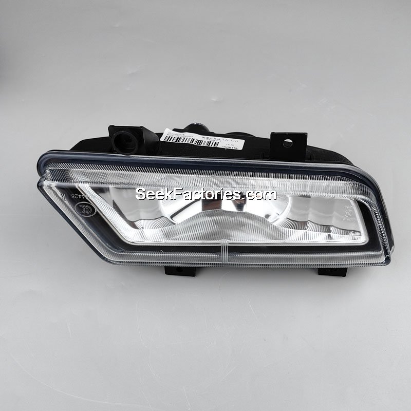 JMC Фара противотуманная передняя правая 373206004