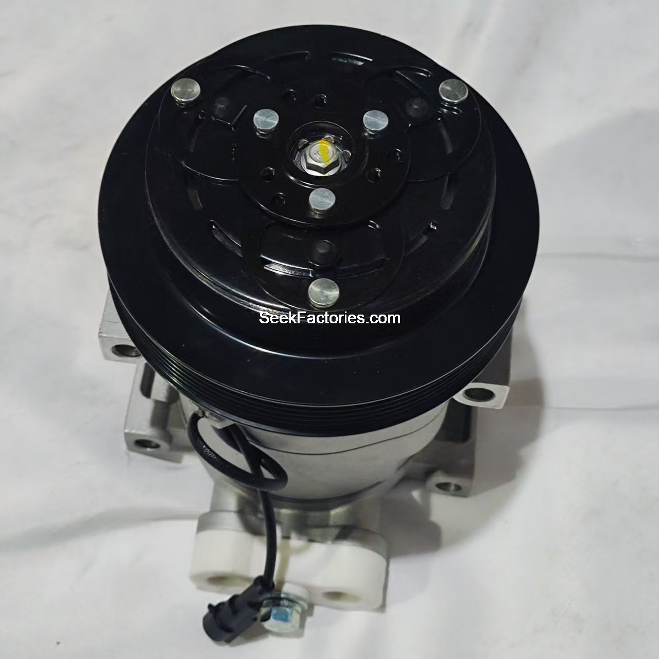 8104010-C4300 Auto AC Compressor For Dongfeng Heavy Duty Truck