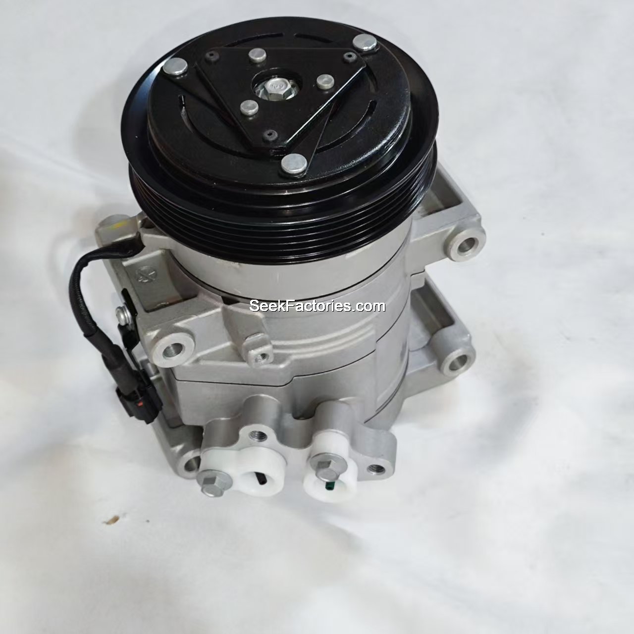 Heavy Truck AC Compressor Tianlong Tianjin Dali Full Match