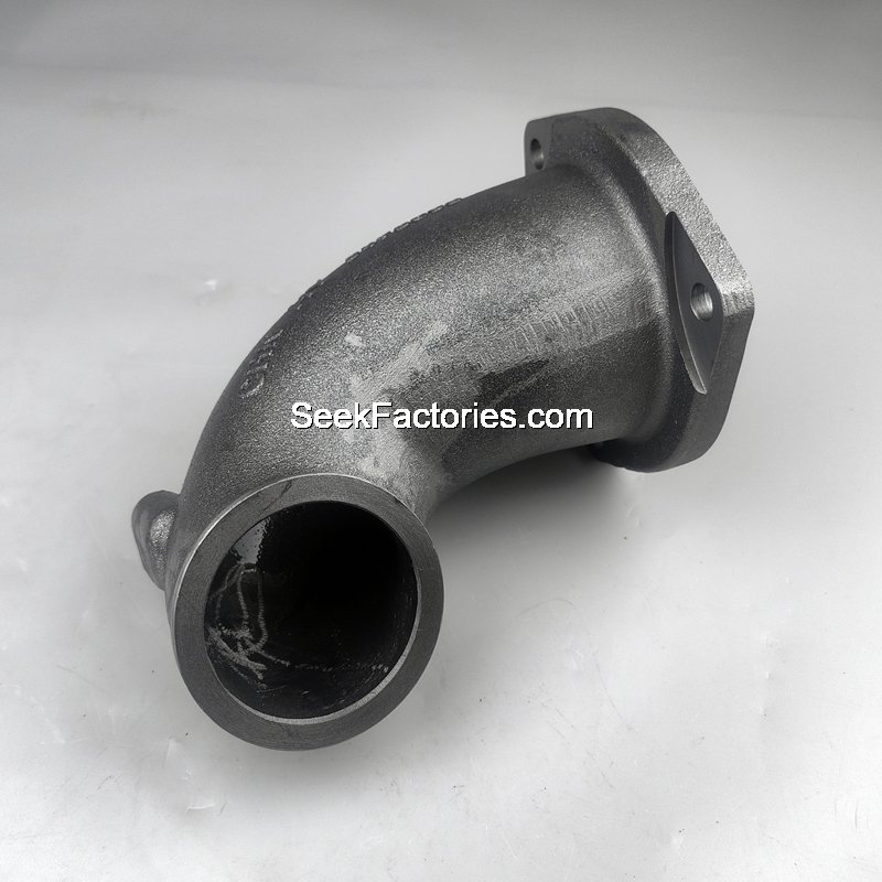 Выпускной соединительный патрубок