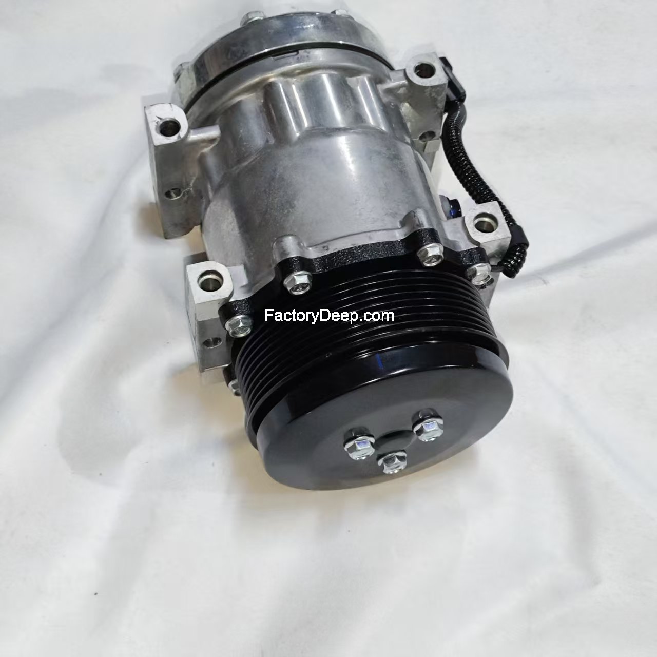 Компрессор кондиционера для двигателя Do