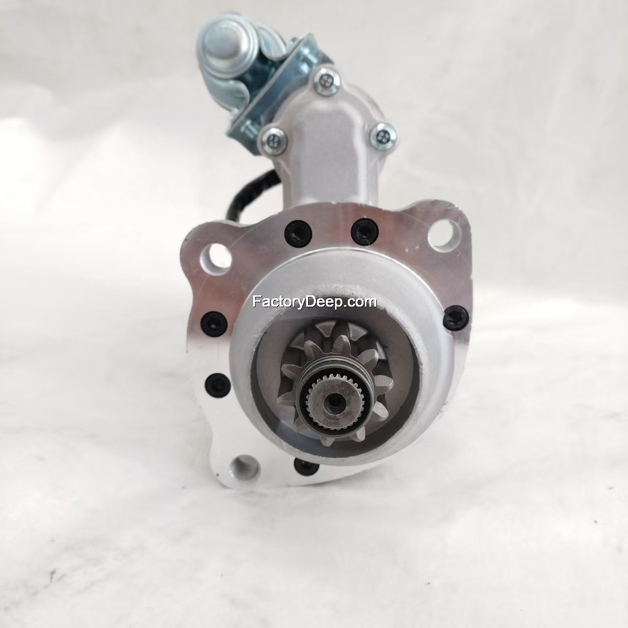 Стартер Dongfeng Cummins 5396927